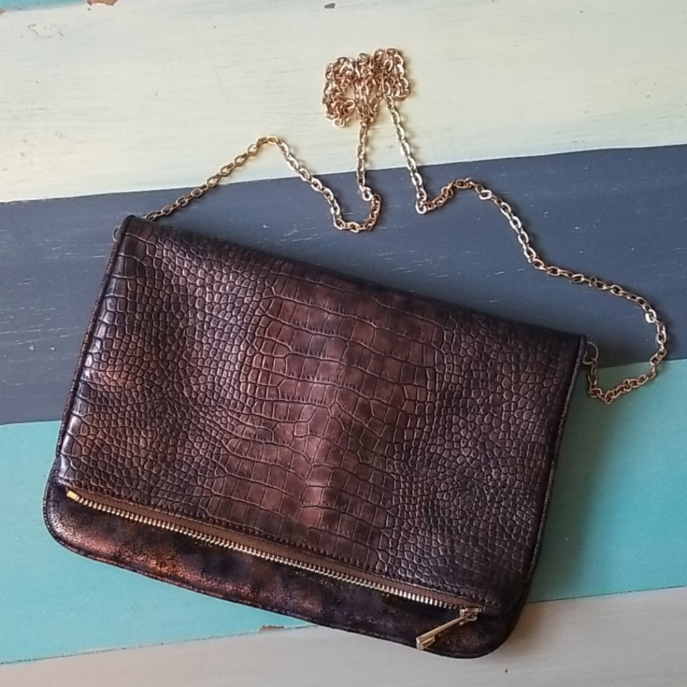 Urban Expressions Hand Bag with Strap